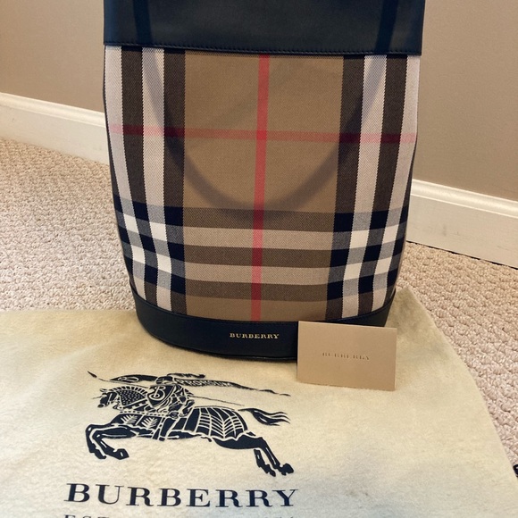 Authentic Burberry Bucket Bag - Picture 5 of 5